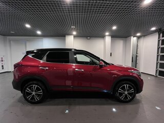 2021 Kia Seltos I, красный, 2589000 рублей, вид 2