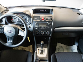 2012 Subaru XV I, белый, 1375000 рублей, вид 5