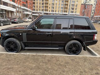 2010 Land Rover Range Rover III Рестайлинг 2, чёрный, 1850000 рублей, вид 1
