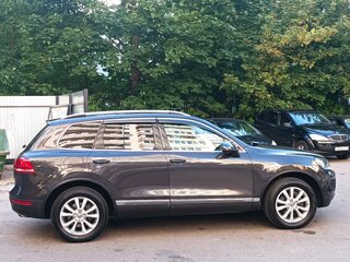 2012 Volkswagen Touareg II, чёрный, 1590000 рублей, вид 3