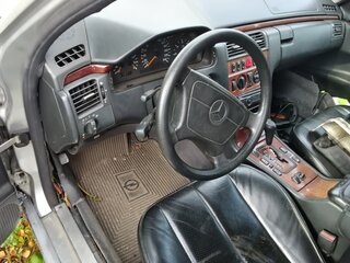 1998 Mercedes-Benz E-Класс 200 II (W210, S210), серебристый, 290000 рублей, вид 5