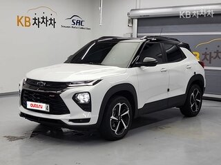 2022 Chevrolet TrailBlazer III, белый, 1530000 рублей, вид 1