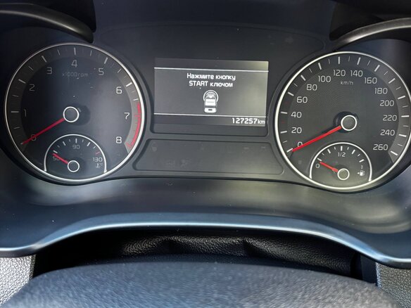 2019 Kia Optima IV Рестайлинг, синий, 2080000 рублей - вид 12