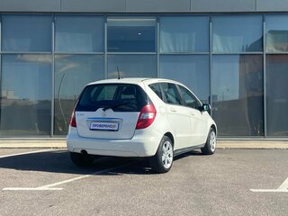 2011 Mercedes-Benz A-Класс 180 II (W169) Рестайлинг, белый, 585000 рублей, вид 4