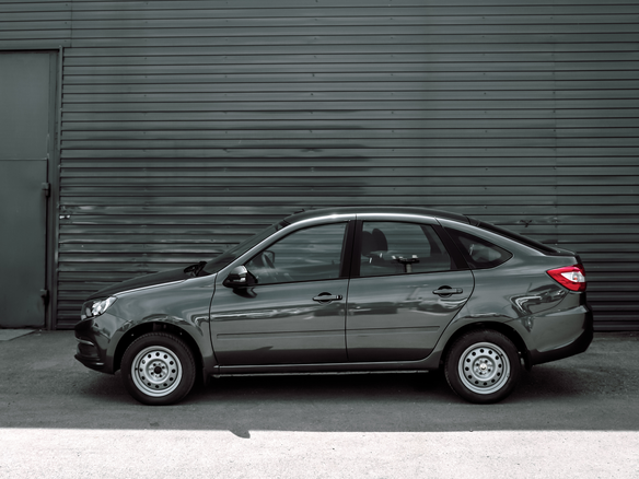 2026 Lada (ВАЗ) Granta I Рестайлинг, серый, 1363000 рублей - вид 2