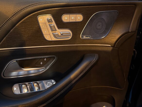 2021 Mercedes-Benz GLS 450 II (X167), чёрный, 6300000 рублей - вид 20