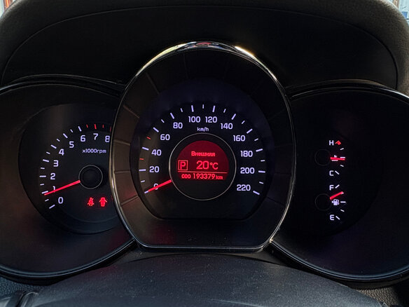 2012 Kia Rio 4-speed III, зелёный, 850000 рублей - вид 13