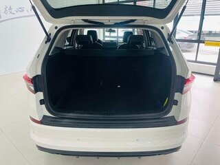 2024 Skoda Kodiaq I Рестайлинг, белый, 3400000 рублей, вид 4