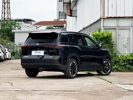 2026 Toyota bZ3X 58.3 kWh, чёрный, 2450000 рублей, вид 5
