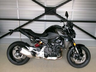 2025 BMW F 900 R, чёрный, 1277000 рублей, вид 2