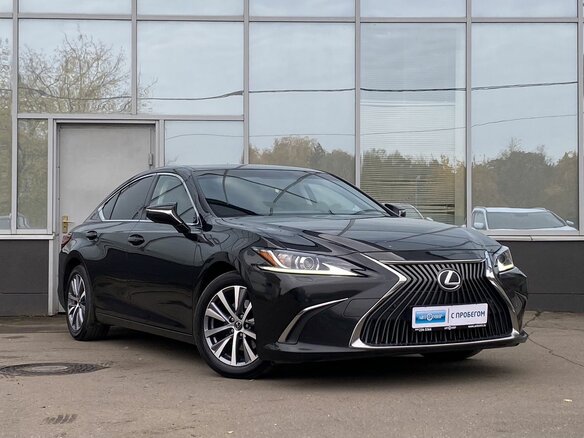 2020 Lexus ES 250 VII, чёрный, 3549000 рублей - вид 2