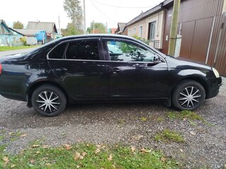 2010 Volkswagen Jetta V, чёрный, 660000 рублей, вид 2