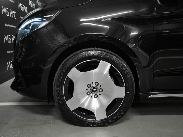 2026 Mercedes-Benz V-Класс Extra Long 300 d экстра длинный III (W447) Рестайлинг 2, чёрный, 18446400 рублей - вид 6