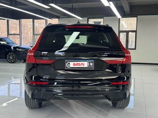 2025 Volvo XC60 II Рестайлинг, чёрный, 4969000 рублей, вид 4