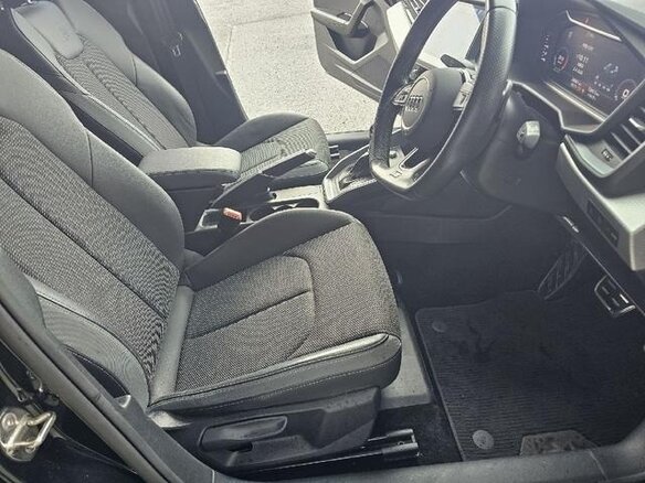2022 Audi A1 35 TFSI II (GB), чёрный, 1550084 рублей - вид 16