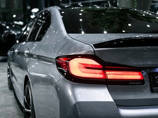 2022 BMW 5 серии 520i VII (G30/G31/G38) Рестайлинг, серый, 5420000 рублей, вид 5