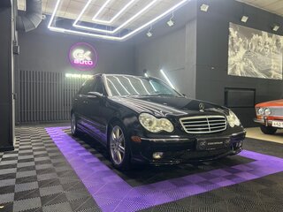 2004 Mercedes-Benz C-Класс 230 II (W203) Рестайлинг, чёрный, 490000 рублей, вид 3