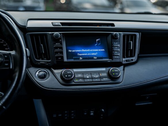 2018 Toyota RAV4 IV (XA40) Рестайлинг, серебристый - вид 8