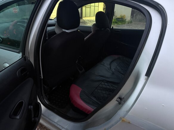 2003 Peugeot 206, серый, 180000 рублей - вид 16