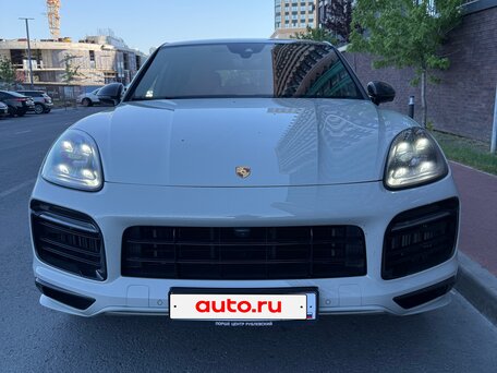 2022 Porsche Cayenne GTS Coupé III, серый, 14300000 рублей, вид 3