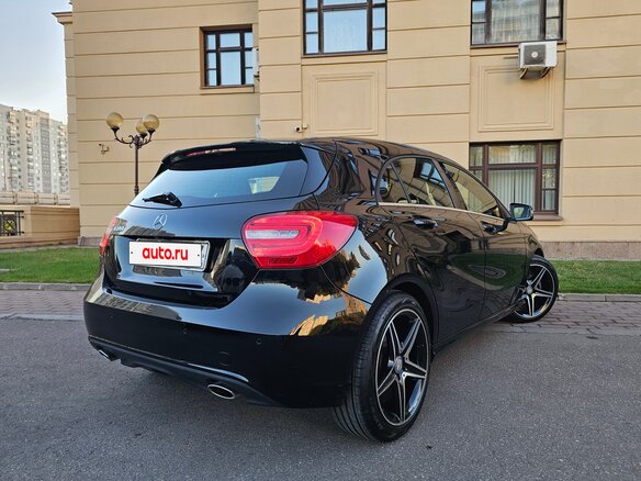 2013 Mercedes-Benz A-Класс 180 III (W176), чёрный, 1250000 рублей - вид 6