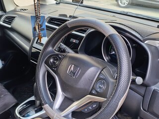 2018 Honda Fit III Рестайлинг, серый, 1660000 рублей, вид 5
