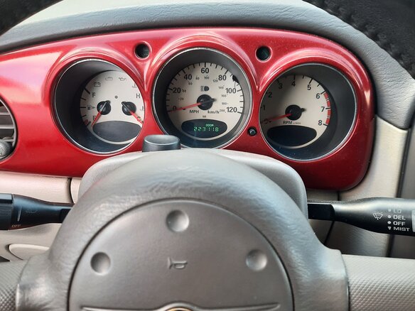 2001 Chrysler PT Cruiser, красный - вид 5