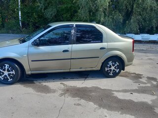 2011 Renault Logan I Рестайлинг, бежевый, 245000 рублей, вид 4