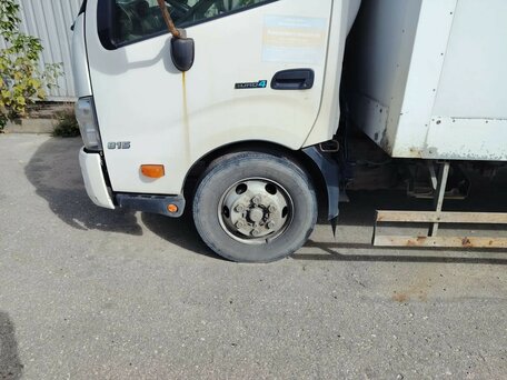 2013 Toyota Hino, белый, 1600000 рублей, вид 4