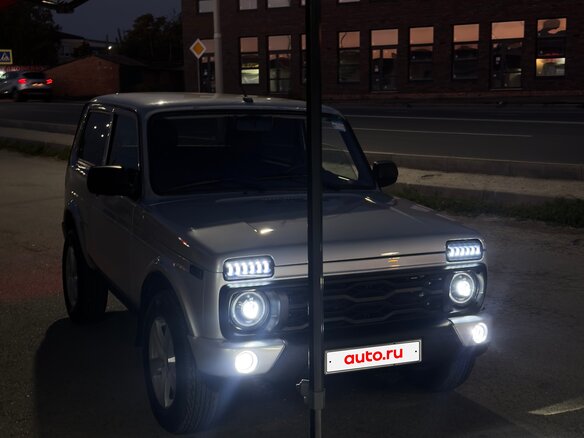2020 Lada (ВАЗ) 2121 (4x4) I Рестайлинг (2020), серебристый, 795000 рублей - вид 2