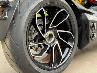 2023 Ducati Diavel V4, красный, 2980000 рублей, вид 5