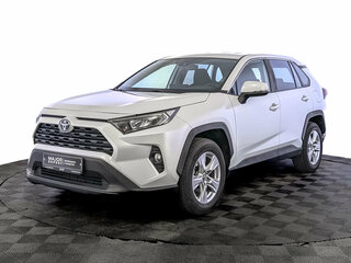 2021 Toyota RAV4 V (XA50), белый, 2755000 рублей, вид 1