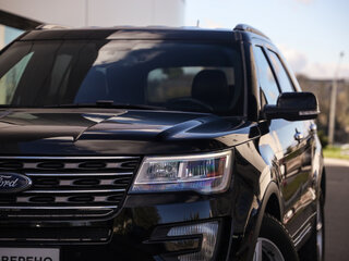 2017 Ford Explorer V Рестайлинг, чёрный, 3199000 рублей, вид 2