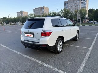 2012 Toyota Highlander II (XU40) Рестайлинг, белый, 1899000 рублей, вид 5
