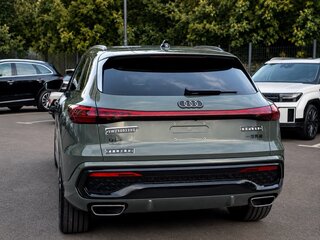 2026 Audi Q5 40 TFSI III (GU), зелёный, 6110010 рублей, вид 3