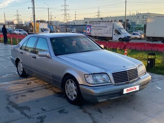 1995 Mercedes-Benz S-Класс 350 III (W140) Рестайлинг, серебристый, 650000 рублей, вид 4