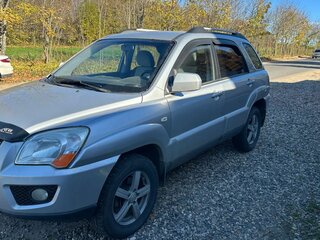 2010 Kia Sportage II Рестайлинг, серебристый, 900000 рублей, вид 2