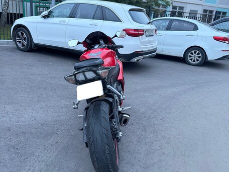 2006 Suzuki GSX-R 600, красный, 650000 рублей, вид 4