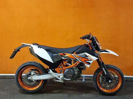 2014 KTM 690 SMC R, белый, 500000 рублей, вид 2