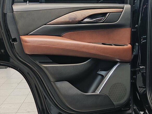2016 Cadillac Escalade IV, чёрный, 4000000 рублей - вид 31