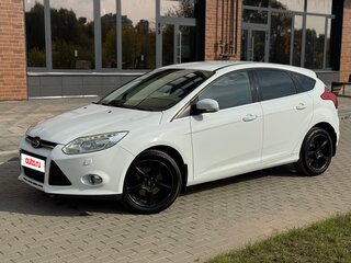 2011 Ford Focus III, белый, 640000 рублей, вид 1