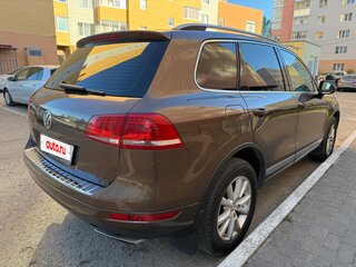2013 Volkswagen Touareg II, коричневый, 1850000 рублей, вид 3