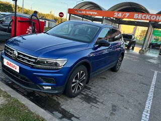2020 Volkswagen Tiguan II, синий, 2065000 рублей, вид 5