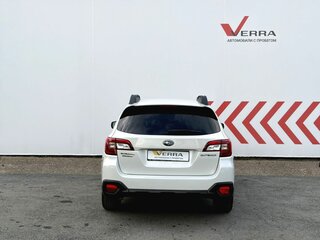 2020 Subaru Outback V Рестайлинг, белый, 2770000 рублей, вид 4