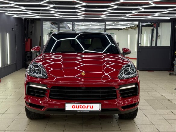 2022 Porsche Cayenne III, красный, 8990000 рублей - вид 1