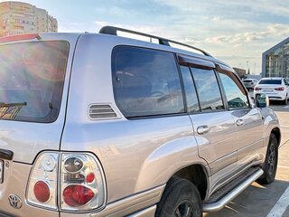 2004 Toyota Land Cruiser 100 Series Рестайлинг 1, серебристый, 2500000 рублей, вид 5