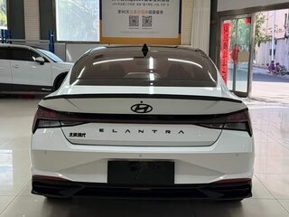 2022 Hyundai Elantra VII (CN7), белый, 1400008 рублей, вид 5