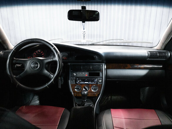 1994 Audi 100 IV (C4), красный, 390000 рублей - вид 12