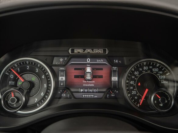 2018 Ram 1500 Crew Cab IV (DS/DJ), синий - вид 32