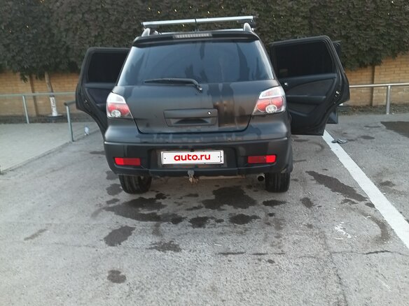 2004 Mitsubishi Outlander I, серебристый, 590000 рублей - вид 1